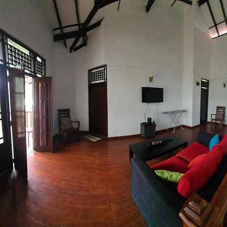 Bed and Breakfast Ja-Elas French Touch Exterior foto