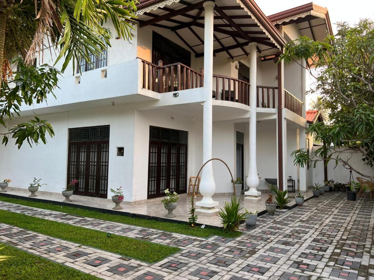 Bed and Breakfast Ja-Elas French Touch Exterior foto