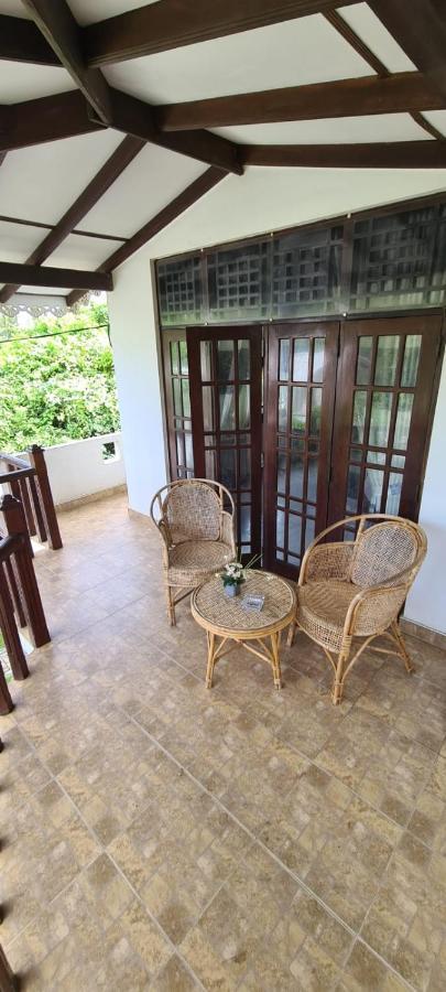 Bed and Breakfast Ja-Elas French Touch Exterior foto