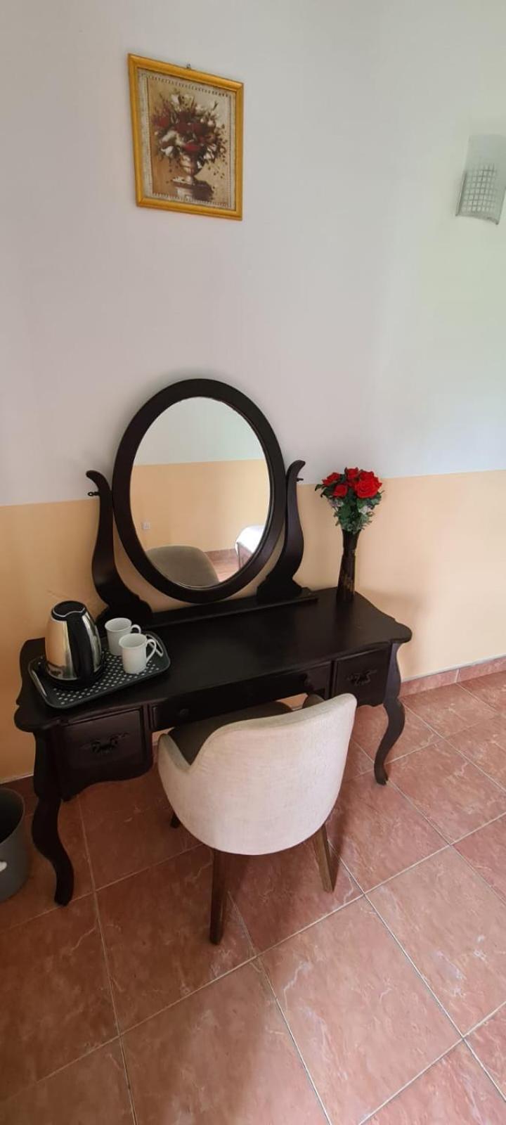 Bed and Breakfast Ja-Elas French Touch Zimmer foto